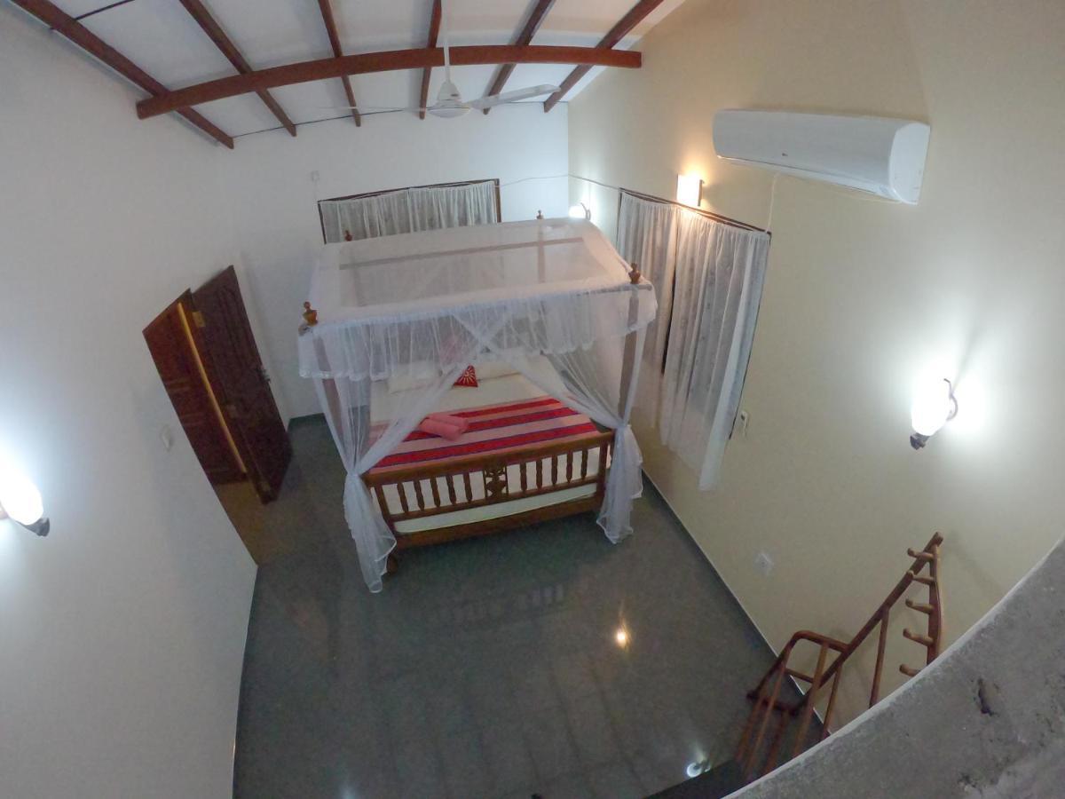 Villa Girilena Хикадува Екстериор снимка