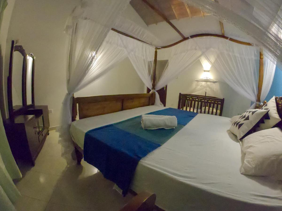 Villa Girilena Хикадува Екстериор снимка