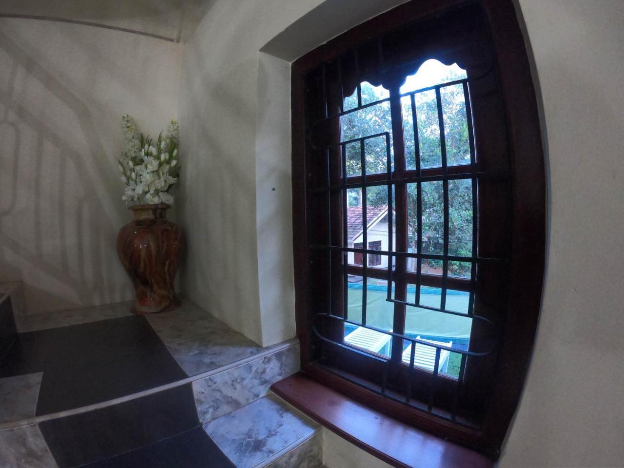 Villa Girilena Хикадува Екстериор снимка