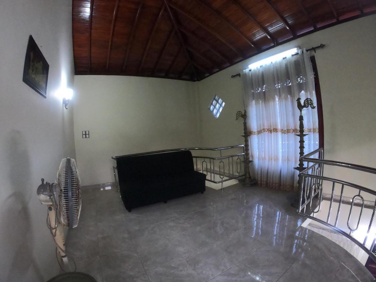 Villa Girilena Хикадува Екстериор снимка